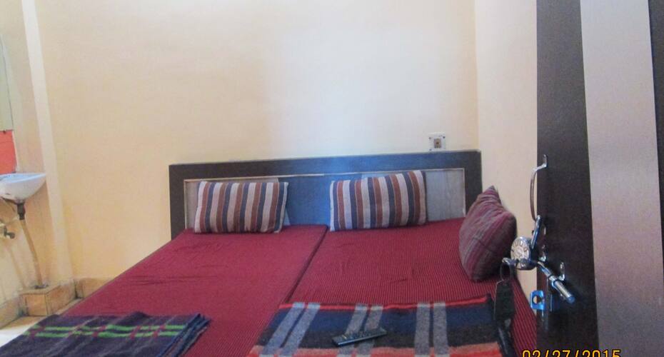 Radha Lodge, Bhilai 3